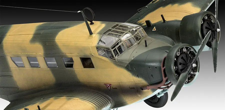 Немецкий самолет Junkers Ju52/3m 1:48 (арт. 03918) Сборная модель