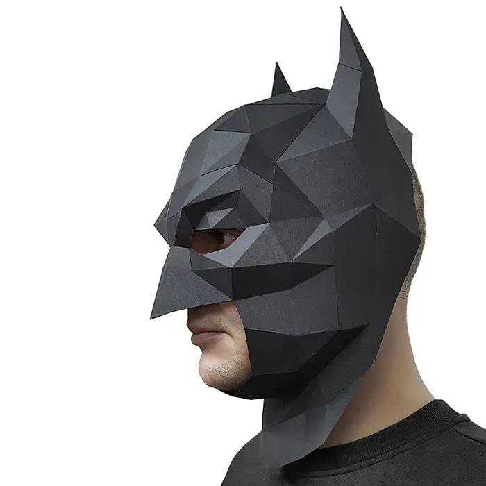 Как сделать маску Бэтмена из цветной бумаги своими руками поэтапно